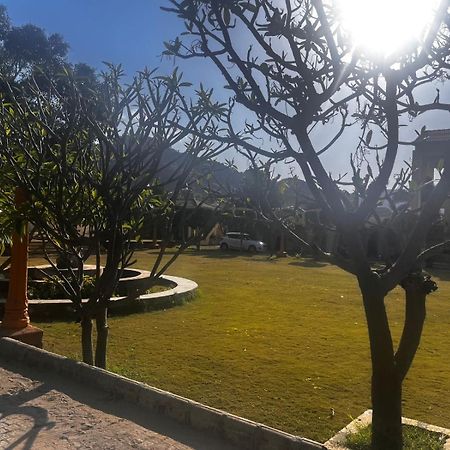 Lokesh Hotel Talai  Εξωτερικό φωτογραφία