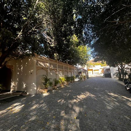 Lokesh Hotel Talai  Εξωτερικό φωτογραφία