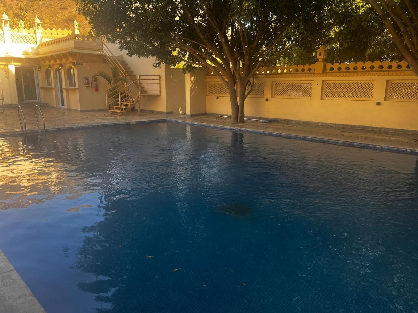 Lokesh Hotel Talai  Εξωτερικό φωτογραφία